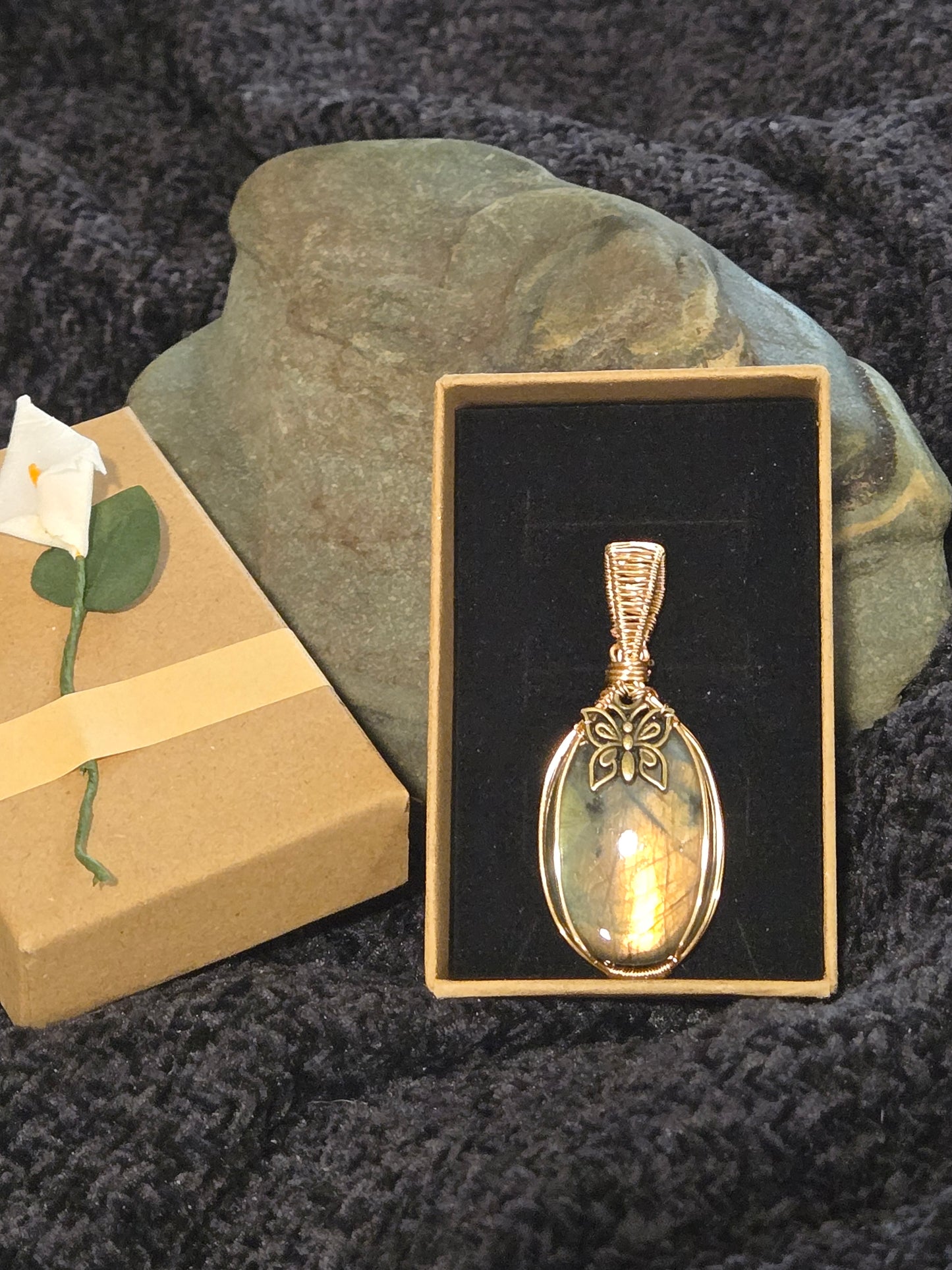 Labradorite Beauty!