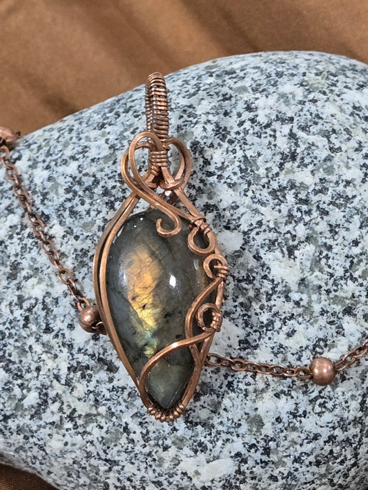 Labradorite Beauty!