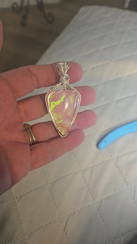Aurora Plume Agate Doublet in Silver Plated Wire