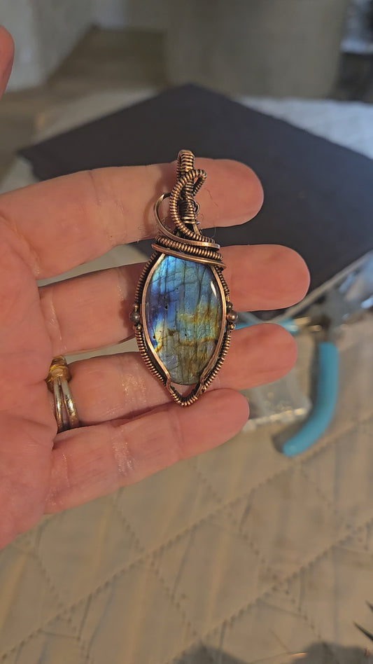 Labradorite in Antiqued Copper Wire