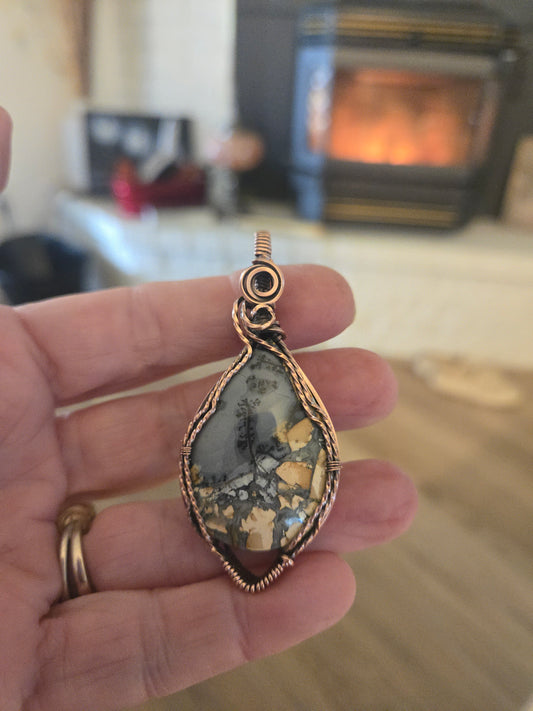 Maligano Jasper in Antiqued Copper Wire