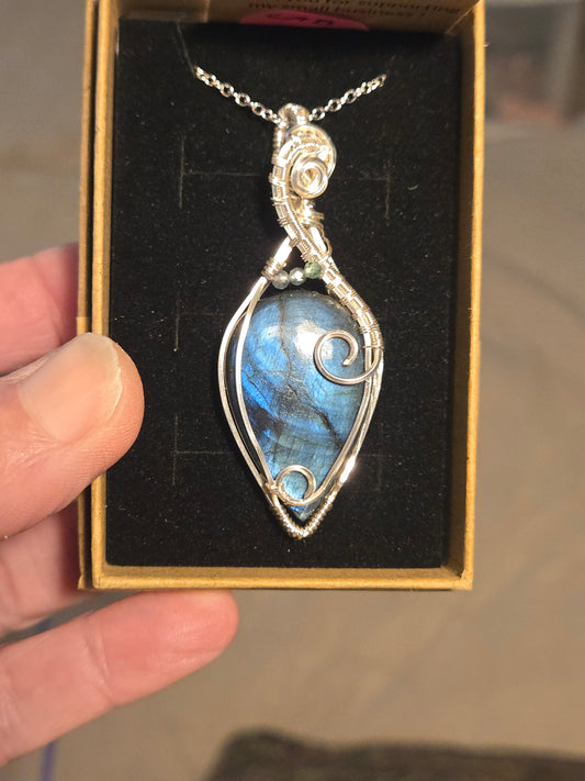 Labradorite in Silver Plated Wire
